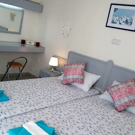 Club Praia Da Rocha 3 *